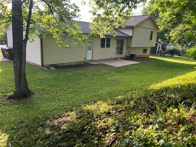 Building Photo - 18 Duffy Ct