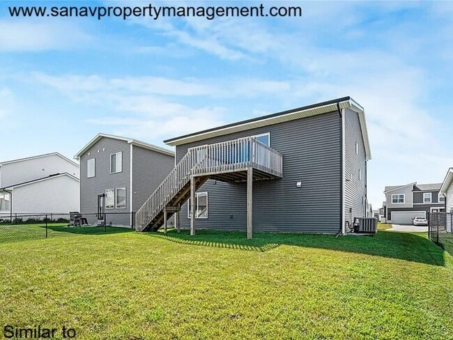 Building Photo - Modern 4-Bed Home for Rent in Desirable NE...