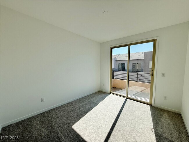 Building Photo - 1465 Hopeful Lark Ln