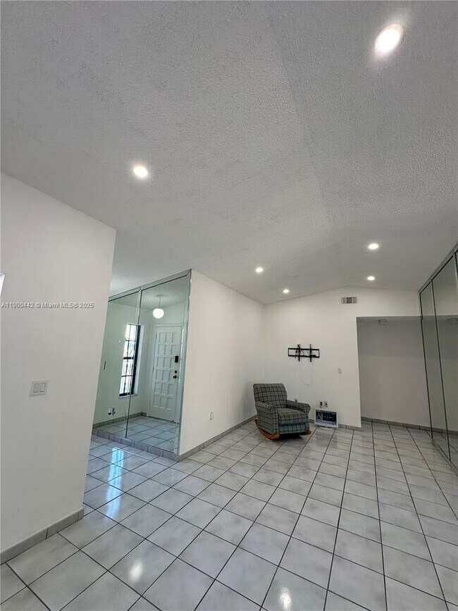 Building Photo - 10075 NW 129th Terrace