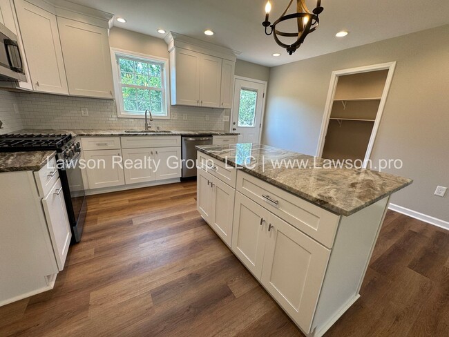 Building Photo - New Construction - Single Family Home in S...