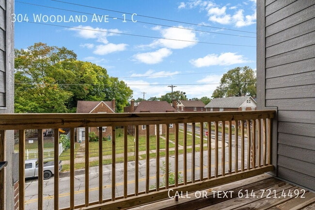 Building Photo - 304 Woodland Ave
