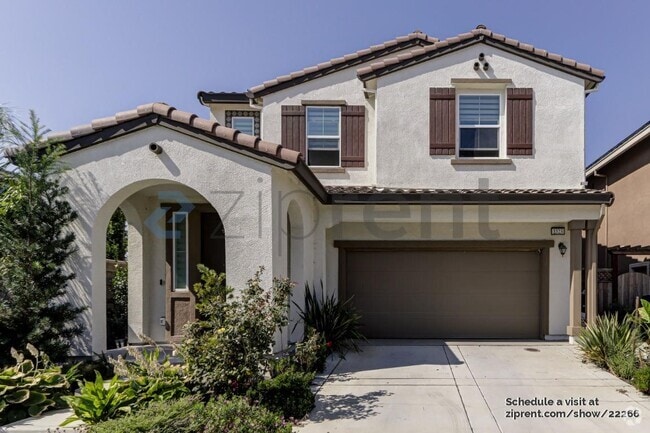 Building Photo - 1523 Oliveira Dr