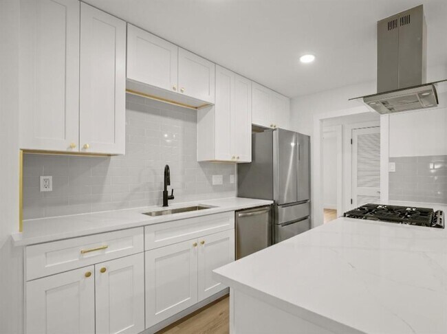 Building Photo - 9006 Lodge Ct