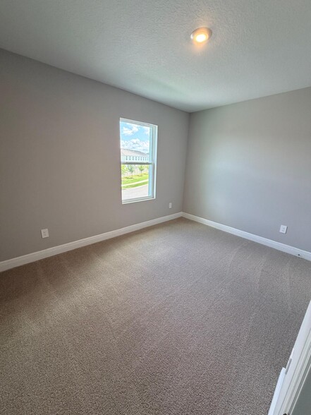 Building Photo - 32546 Rosepine Blvd
