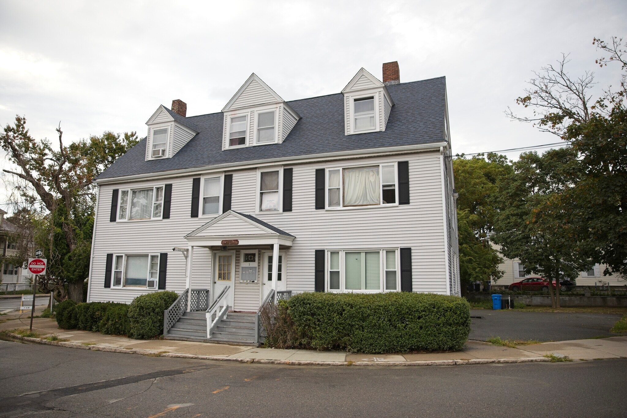 Building Photo - 3 Greenwood Sq