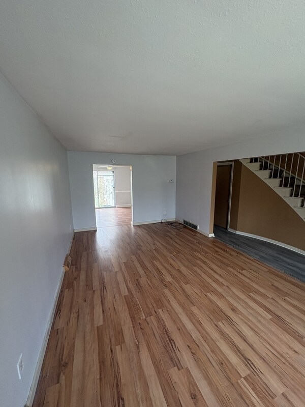 Building Photo - 6094 Andover Blvd