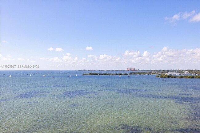 Building Photo - 1 Grove Isle Dr