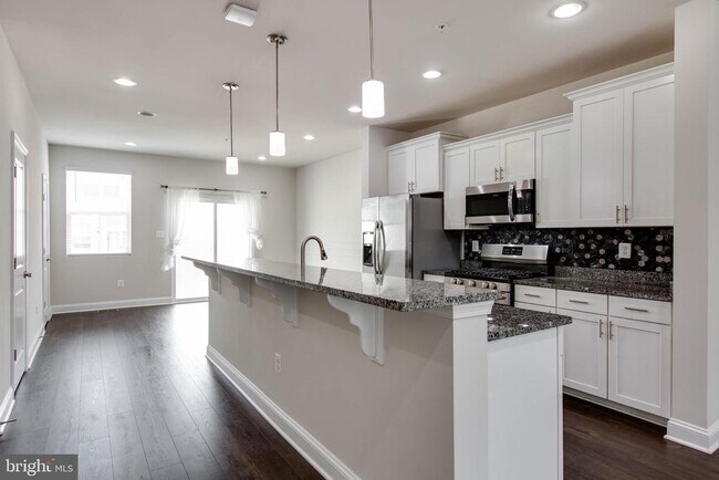 Building Photo - 7110 Druce Way