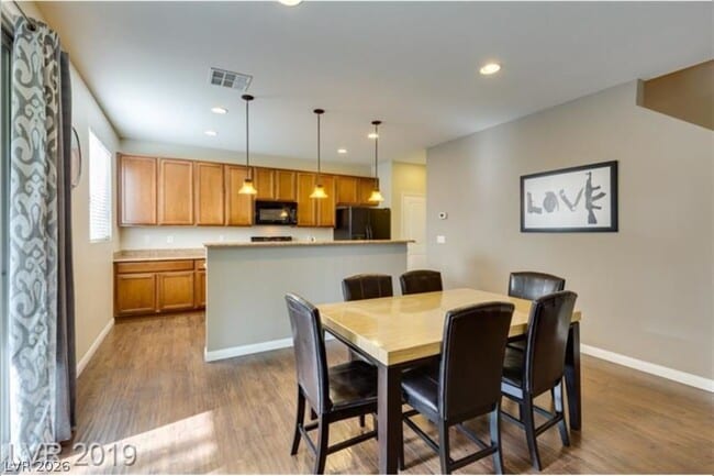 Building Photo - 10725 Pearl River Ave