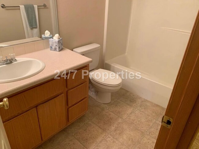 Building Photo - 2025-445MF