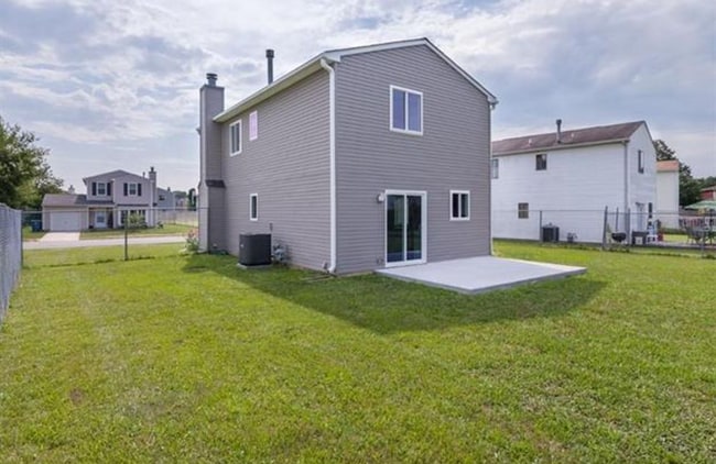 Building Photo - 62-63 3 Rivers Dr