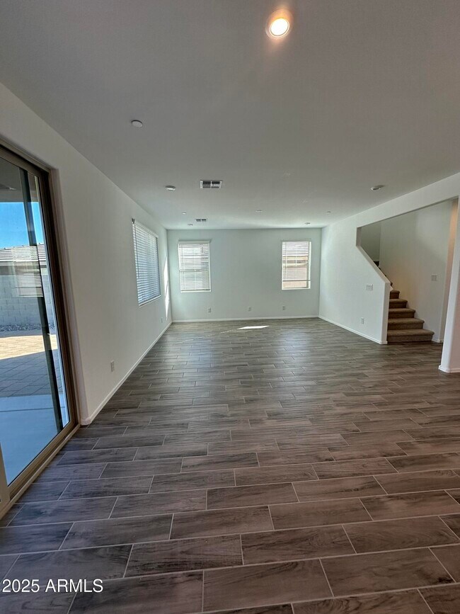 Building Photo - 13330 W Eagle Feather Rd