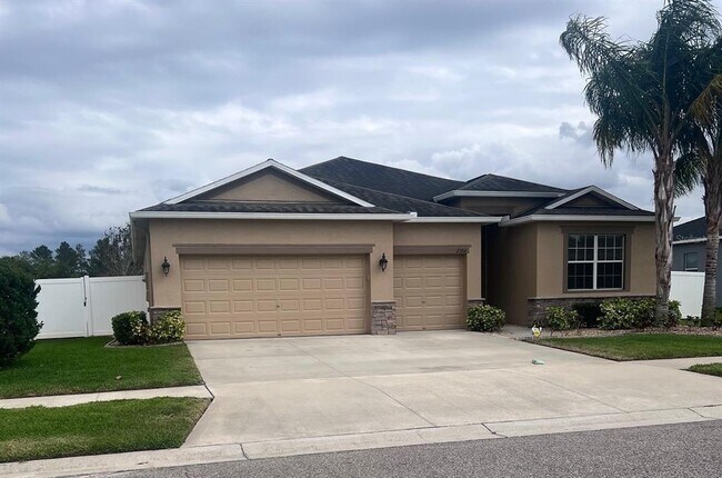Building Photo - 2502 Cumberland Cliff Dr