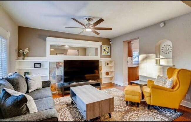 Building Photo - Modern Jefferson Park Living | 3 Bed + 4 Bath Near Restaurants, Breweries & Downtown Denver