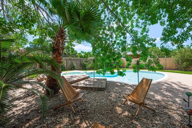 Building Photo - 8018 Zimmermann Dr