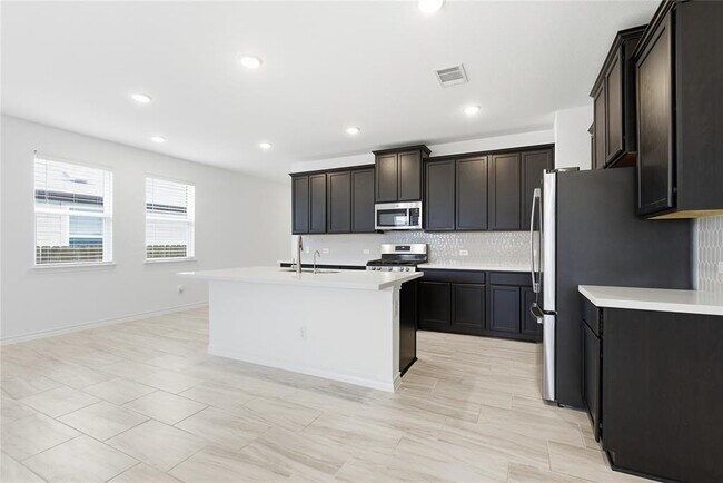 Building Photo - 209 Thurman Holt Rd