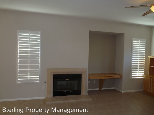 Building Photo - 3460 French Daisy St