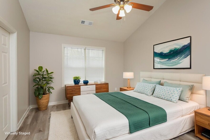 Building Photo - 173 Williamsburg Way