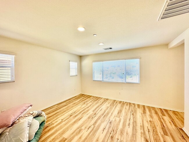 Building Photo - Lovely Two-Story Home in the New Community...