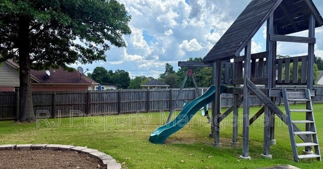 Building Photo - 11579 Mahogany Dr