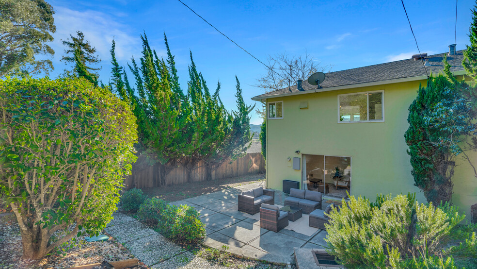 Building Photo - 3441 Stewarton Drive
