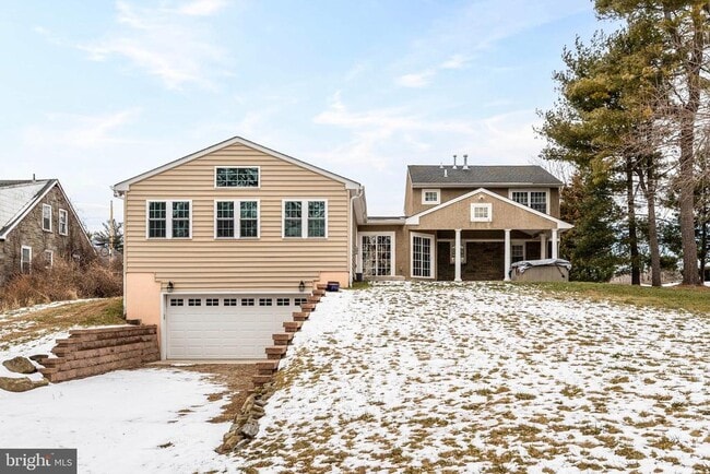 Building Photo - 1510 Sandy Hill Rd