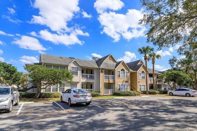 Building Photo - 1015 S Hiawassee Rd