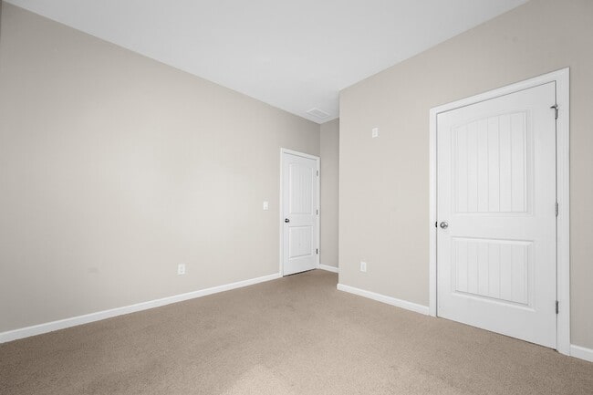 Building Photo - 131 Saddle Horse Ln