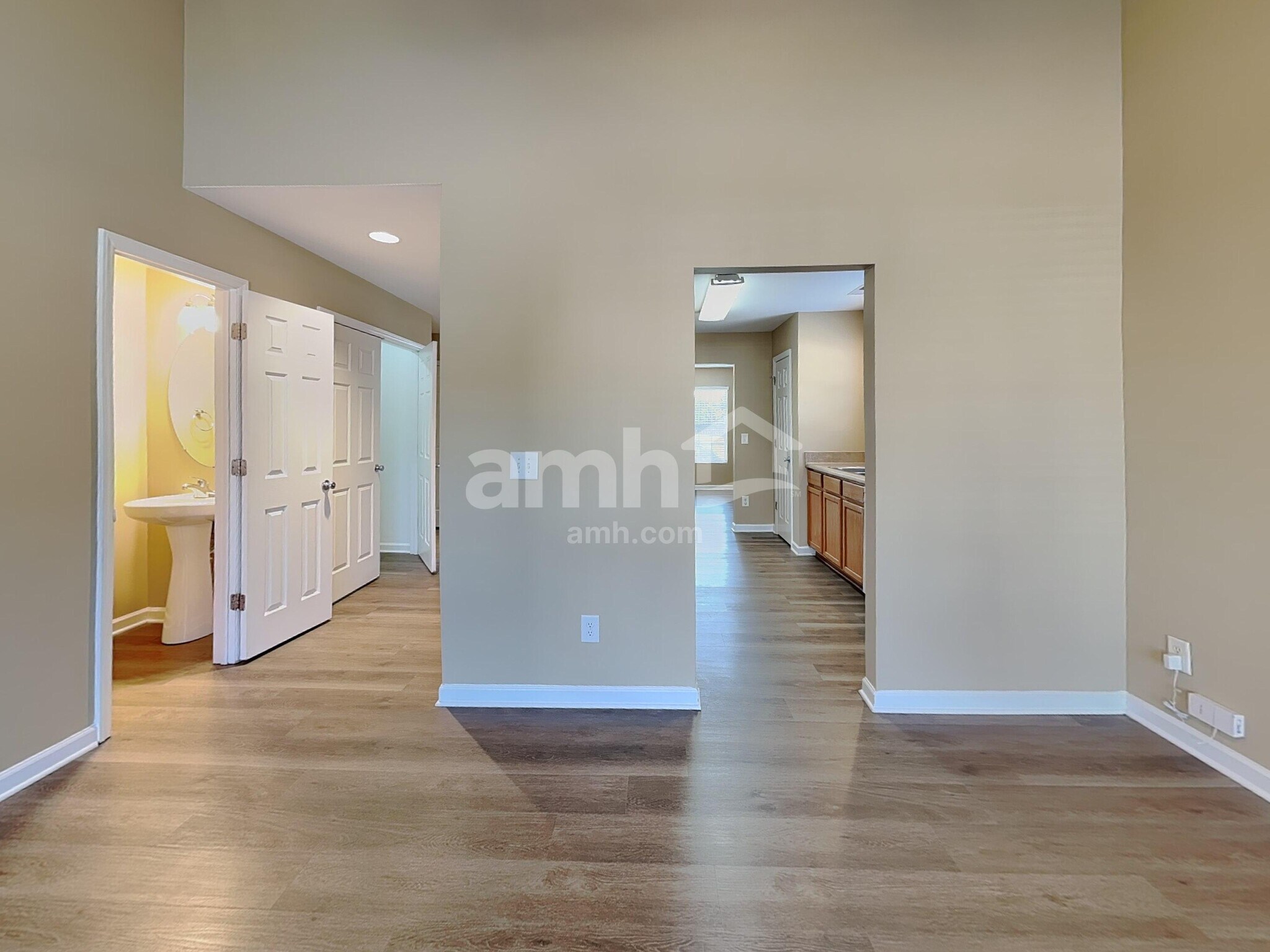 Building Photo - 3417 Colossae Ct