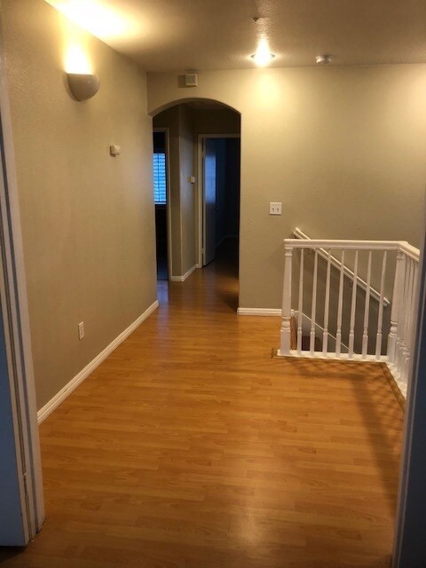 Building Photo - 14051 Catalina Ct