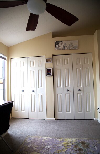 Building Photo - 6526 Medinah Ln