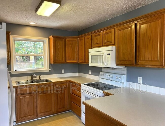 Building Photo - 118 Carters Ridge Rd