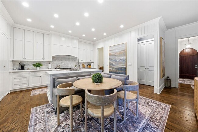 Building Photo - 1295 Cumberland Rd NE