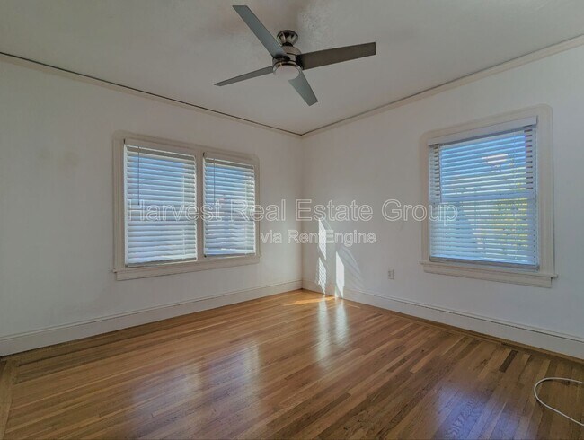 Building Photo - 4736 Meldon Ave