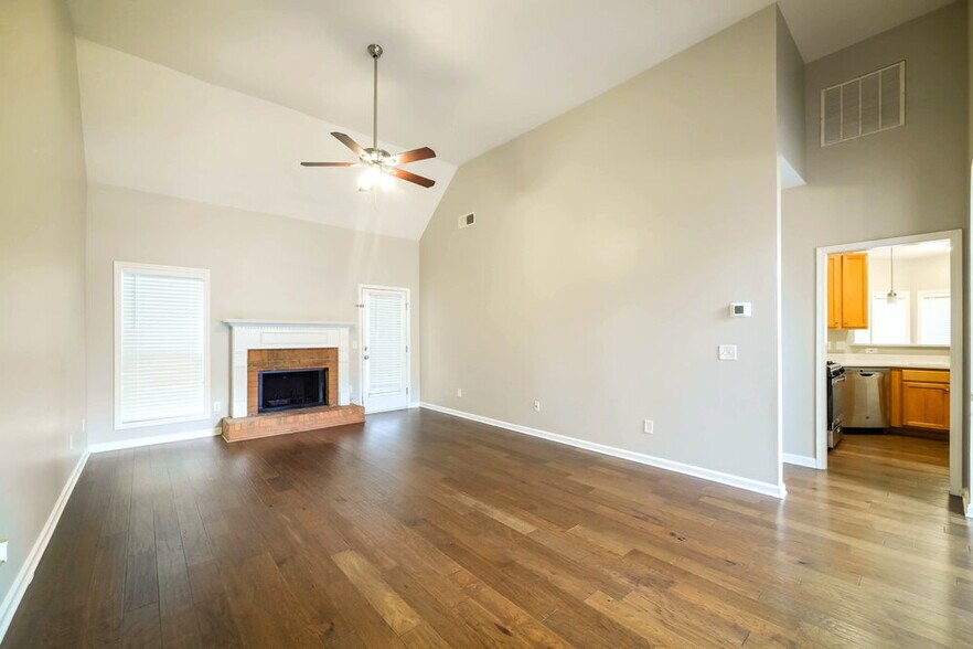 Building Photo - 116 Freeman Forest Dr
