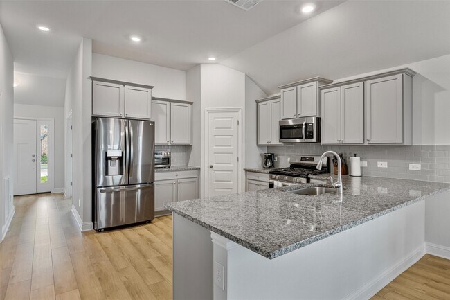 Building Photo - 13724 Sabine Lk Dr