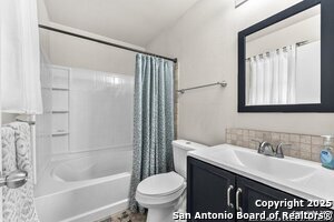 Building Photo - 331 Cedron Chase