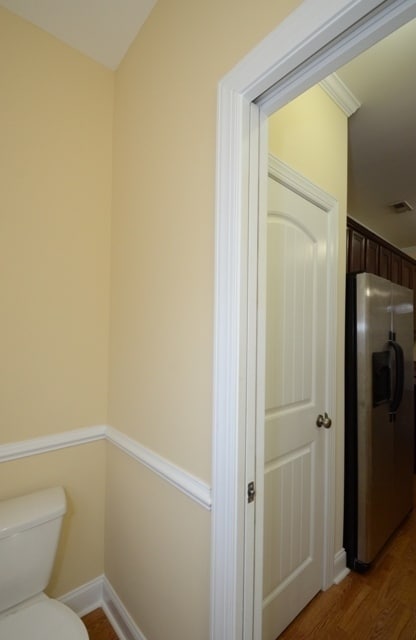Building Photo - Beautiful 2-story home