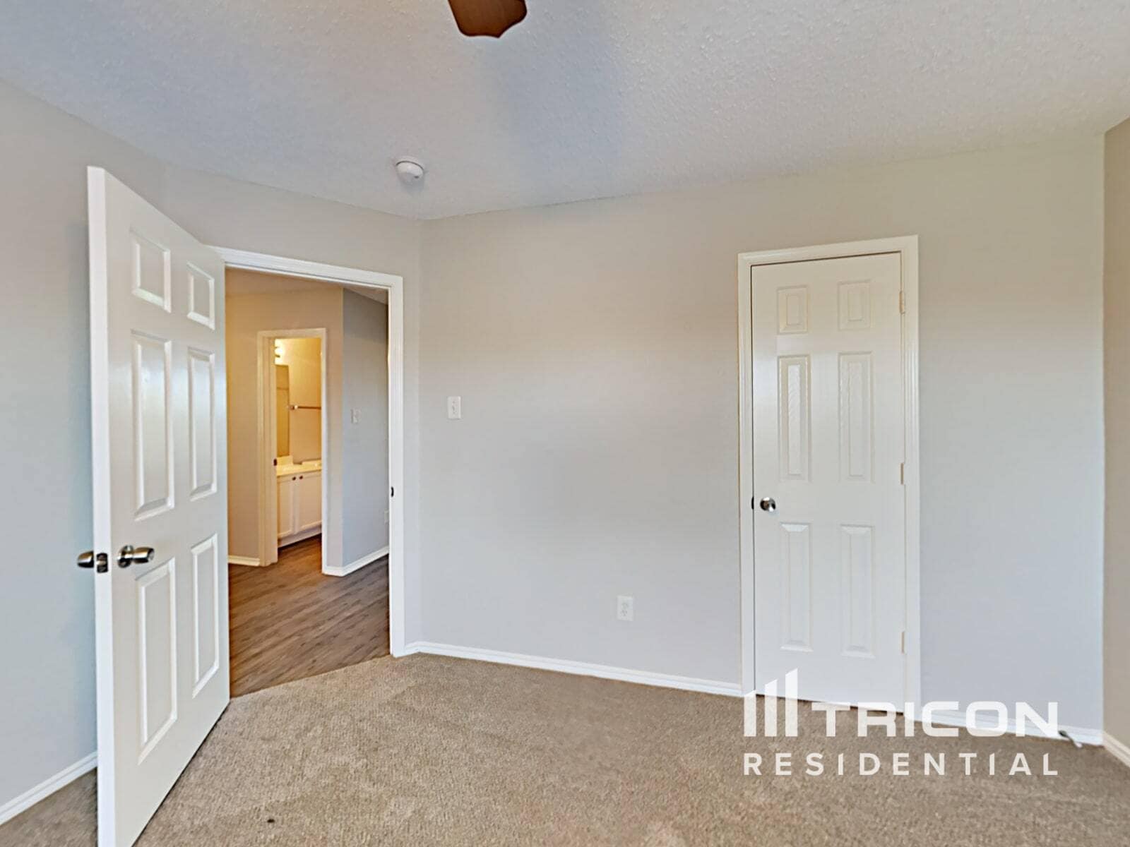 Building Photo - 1209 Warrington Way