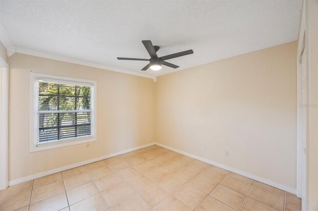 Building Photo - 5092 Beach Dr SE