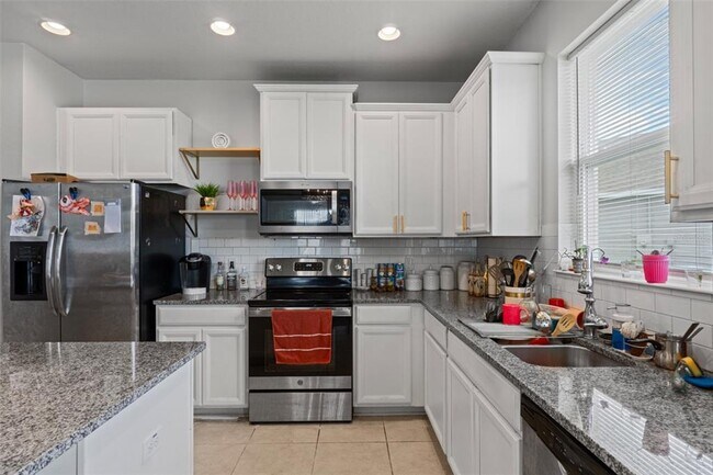 Building Photo - 2621 Glenrock Ct