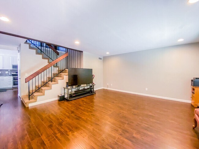 Building Photo - Two-Story 3 Bed, 2.5 Bath with Large Bonus...