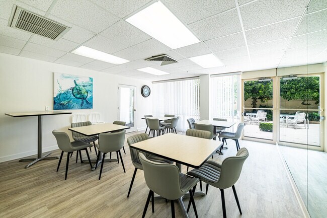 Building Photo - 3475 S Ocean Blvd
