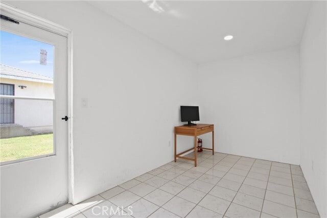 Building Photo - 2563 W Carson St