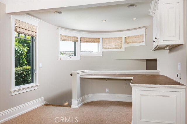 Building Photo - 3415 Seabreeze Ln