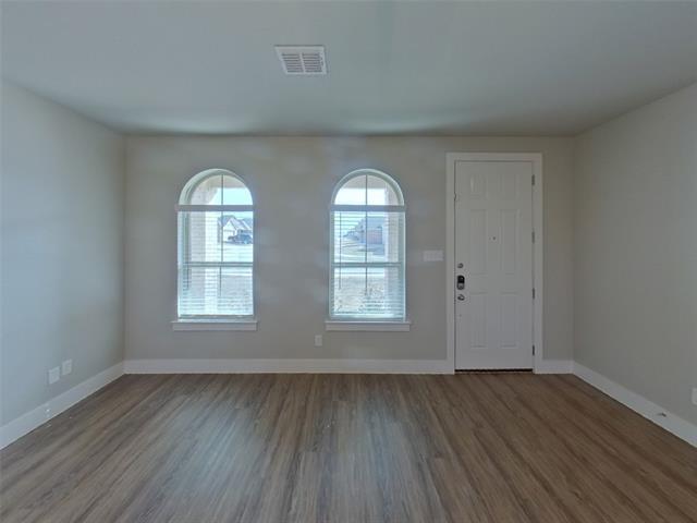 Building Photo - 10381 Ft Ewell Trl