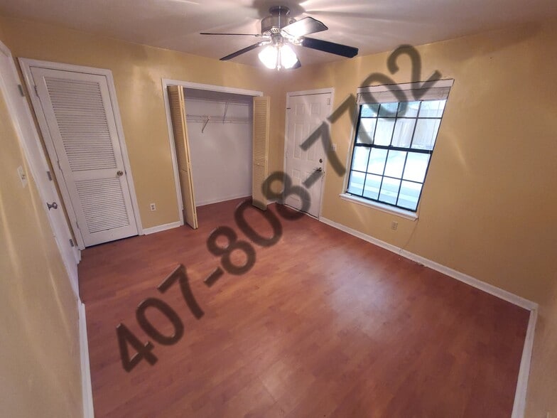 Downstairs bedroom - 1075 Ocala Rd