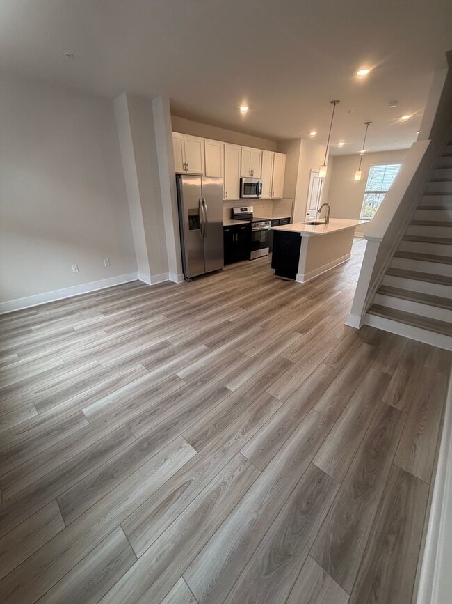 Building Photo - Newly Constructed 3bed/3.5 bath townhome available now!