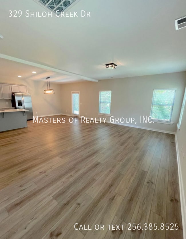 Building Photo - 329 Shiloh Creek Dr